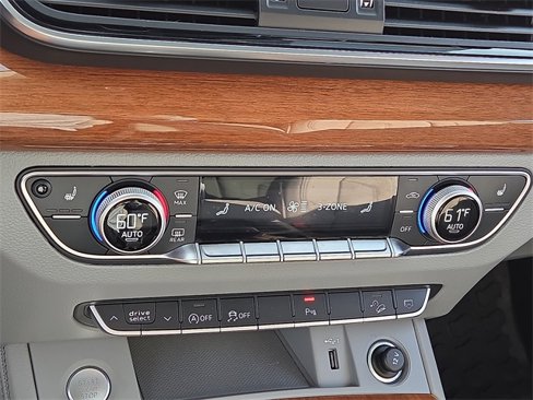 Certified 2023 Audi Q5 2.0T Premium Plus w/ Premium Plus Package image 17