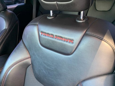 Used 2022 Jeep Cherokee Trailhawk w/ Sun, Sound & Nav Group image 14