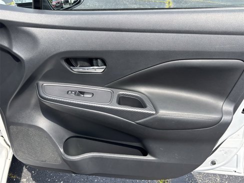 Used 2020 Nissan Versa SV image 19