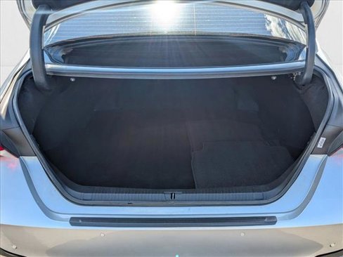 Used 2020 Toyota Avalon Touring image 6