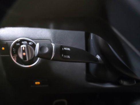 Used 2017 Mercedes-Benz B 250e image 22