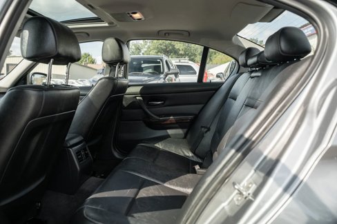 Used 2011 BMW 328i xDrive Sedan w/ Premium Pkg image 8