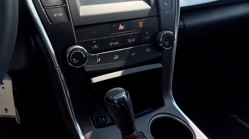 Used 2017 Toyota Camry image 31