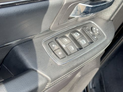 Used 2016 RAM 1500 Sport image 11