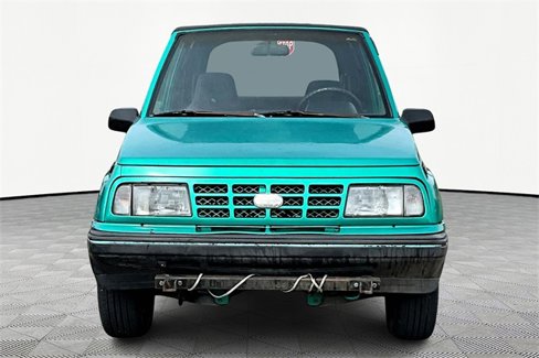 Used 1994 Geo Tracker 2WD 2-Door image 2