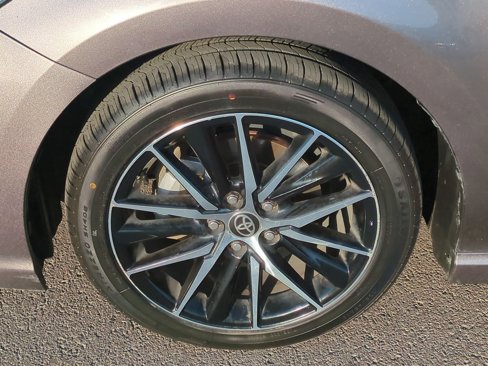 Used 2021 Toyota Camry SE image 13