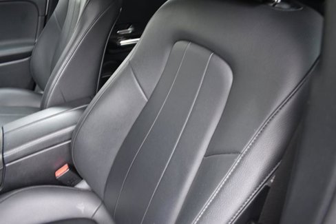 Used 2022 Mercedes-Benz GLA 250 4MATIC image 10