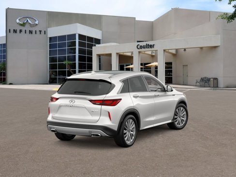 New 2025 INFINITI QX50 Luxe image 5