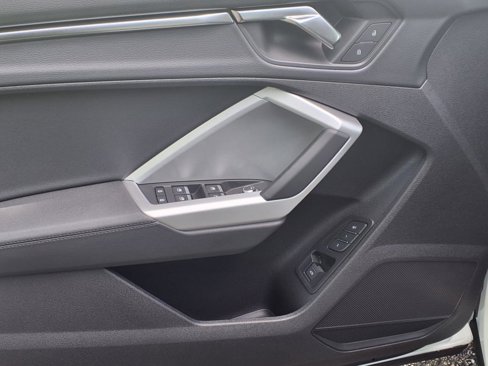 New 2025 Audi Q3 2.0T Premium image 11