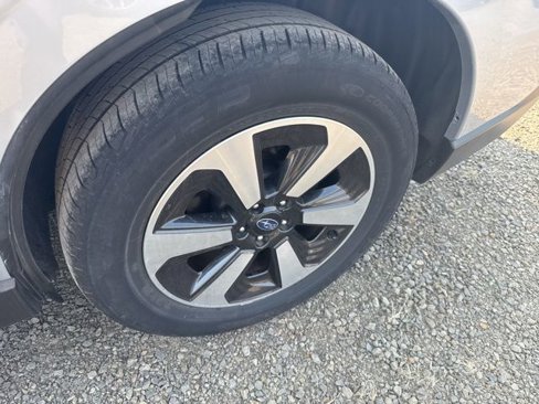 Used 2017 Subaru Forester 2.5i Limited image 24