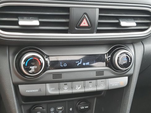 Used 2021 Hyundai Kona Ultimate image 27