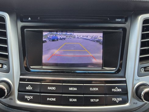 Used 2018 Hyundai Tucson SE image 21