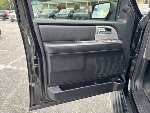 Used 2017 Ford Expedition EL XLT image 25