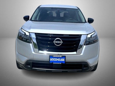 Certified 2023 Nissan Pathfinder S image 2