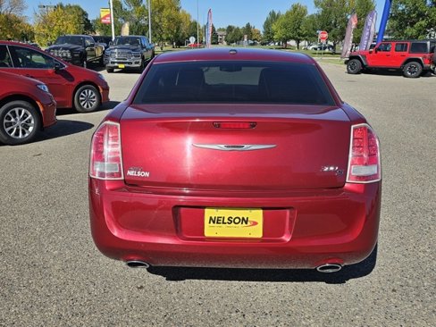 Used 2014 Chrysler 300 S w/ Luxury Group image 8