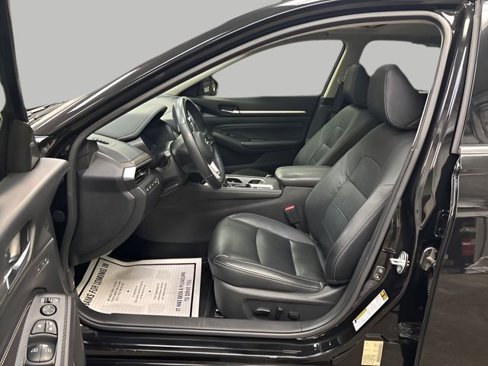 Used 2019 Nissan Altima 2.5 Platinum image 9