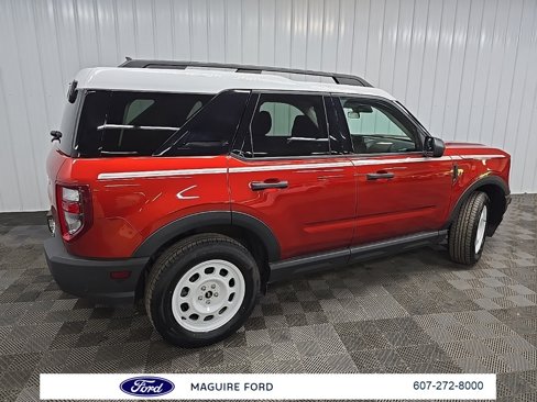 Used 2023 Ford Bronco Sport Heritage w/ Heritage Convenience Package image 3