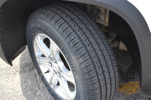 Used 2019 GMC Acadia SLE image 36