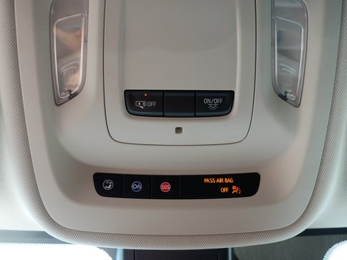 Certified 2022 Buick Envision Essence w/ Safety Package image 32