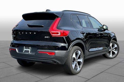 Used 2023 Volvo XC40 B5 Plus w/ Driver Assist Package image 12
