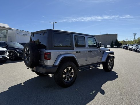 Used 2018 Jeep Wrangler Unlimited Sahara w/ Dual Top Group image 5