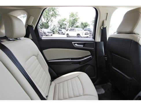 Used 2020 Ford Edge SEL w/ Convenience Package image 14