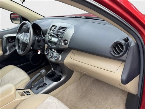 Used 2011 Toyota RAV4 4WD image 19