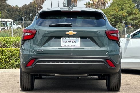 New 2025 Chevrolet Trax LS w/ LS Convenience Package image 5