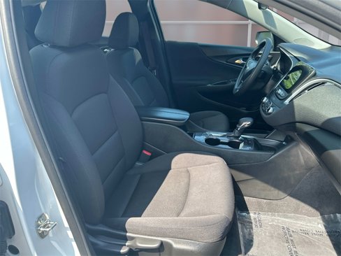 Used 2023 Chevrolet Malibu LT image 16