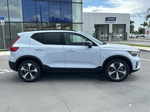 New 2026 Volvo XC40 B4 Plus w/ Protection Package Premier image 5