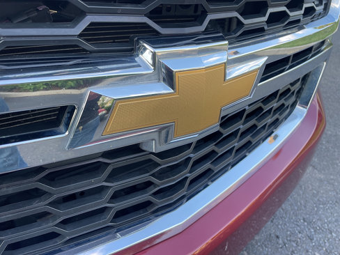Used 2016 Chevrolet Suburban LT image 12