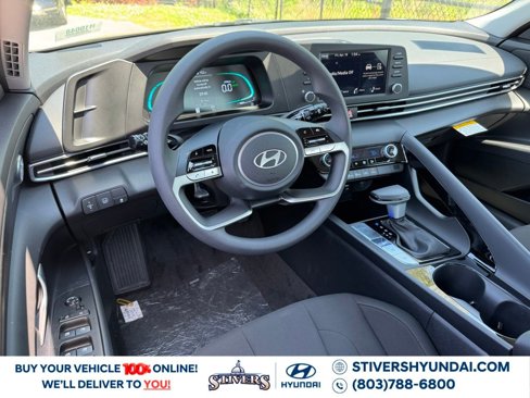 Certified 2025 Hyundai Elantra Blue image 2