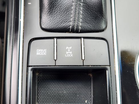 Used 2019 Kia Sorento LX image 22