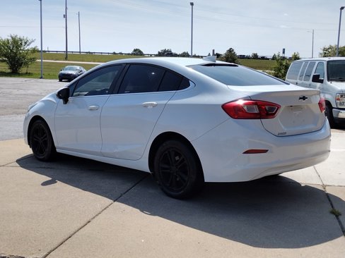 Used 2017 Chevrolet Cruze LT image 15