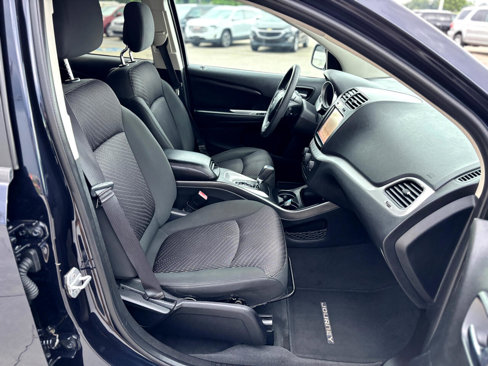 Used 2011 Dodge Journey Mainstreet w/ Sound Group image 24