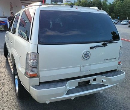 Used 2003 Cadillac Escalade 2WD image 11