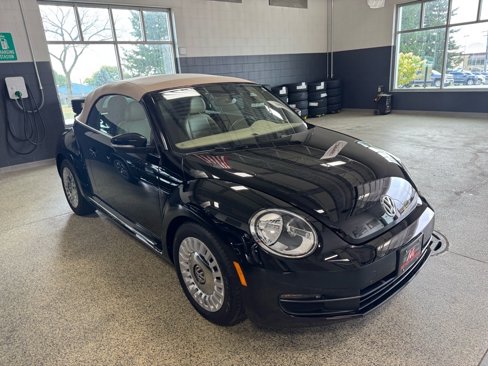 Used 2014 Volkswagen Beetle 1.8T image 4