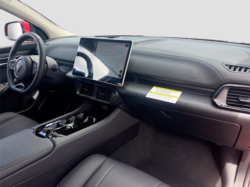 New 2025 VinFast VF 8 Eco image 29