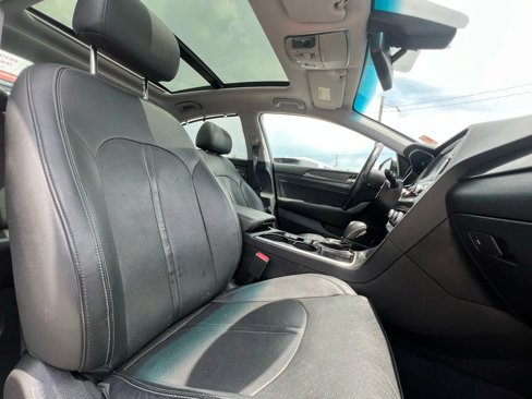 Used 2019 Hyundai Sonata Limited w/ Ultimate Package 04 image 22