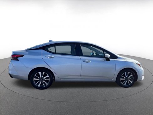 Used 2023 Nissan Versa SV image 15