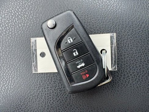 Used 2023 Toyota Camry SE image 27