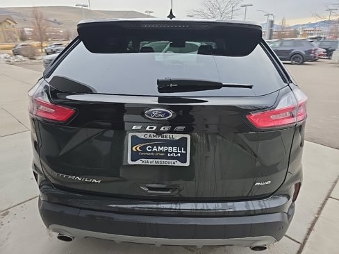 Used 2024 Ford Edge Titanium image 5