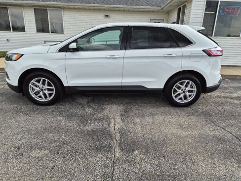 Used 2024 Ford Edge SEL image 4