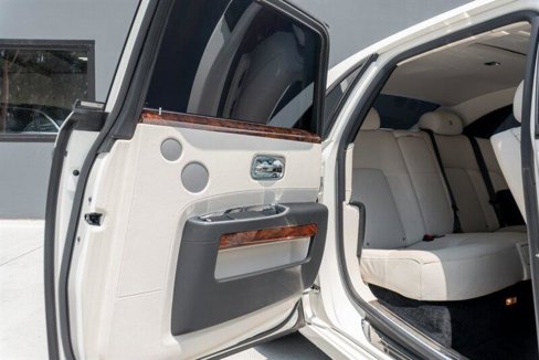 Used 2012 Rolls-Royce Ghost image 49