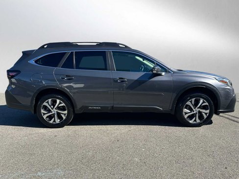 Used 2022 Subaru Outback Limited image 8