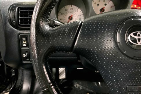 Used 2000 Toyota MR2 image 18