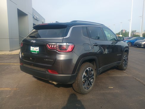 Used 2022 Jeep Compass Limited image 11