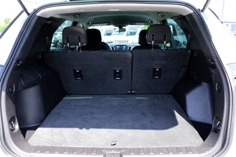 Used 2018 Chevrolet Equinox LS image 28
