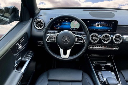 Used 2022 Mercedes-Benz GLB 250 image 8
