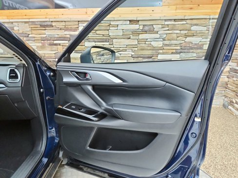 Used 2020 MAZDA CX-9 Touring image 32
